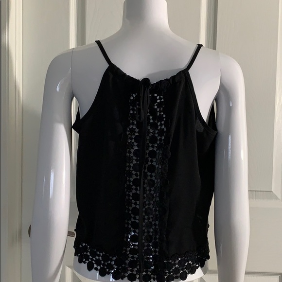 Monteau Crop Top With Crochet Detail - Picture 8 of 9